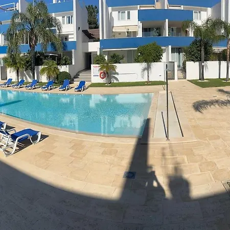 3 Vilamoura *
